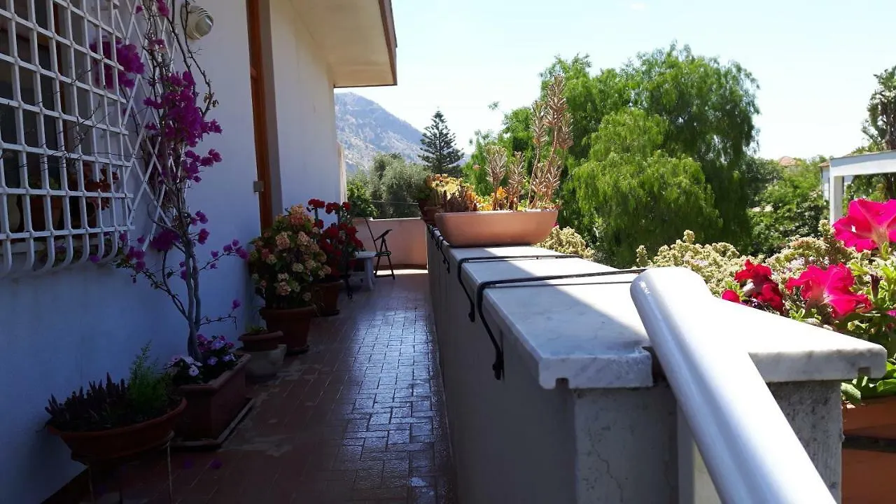 Casa Di Loretta Bed & Breakfast Palermo Italy
