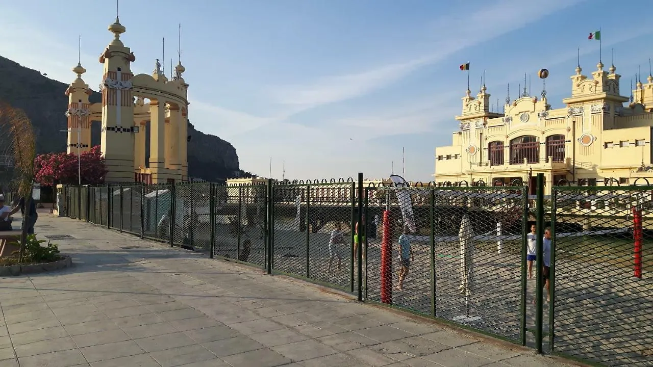 Casa Di Loretta Bed & Breakfast Palermo 0*,  Italy