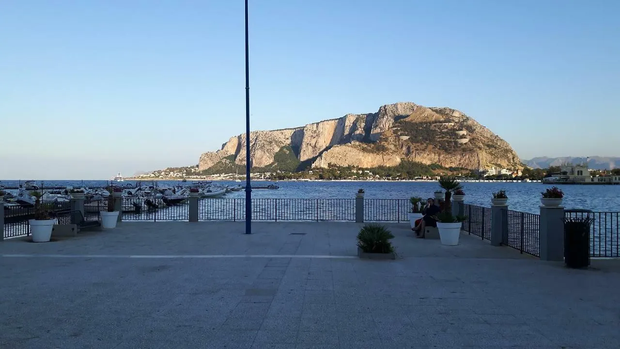 Casa Di Loretta Bed & Breakfast Palermo